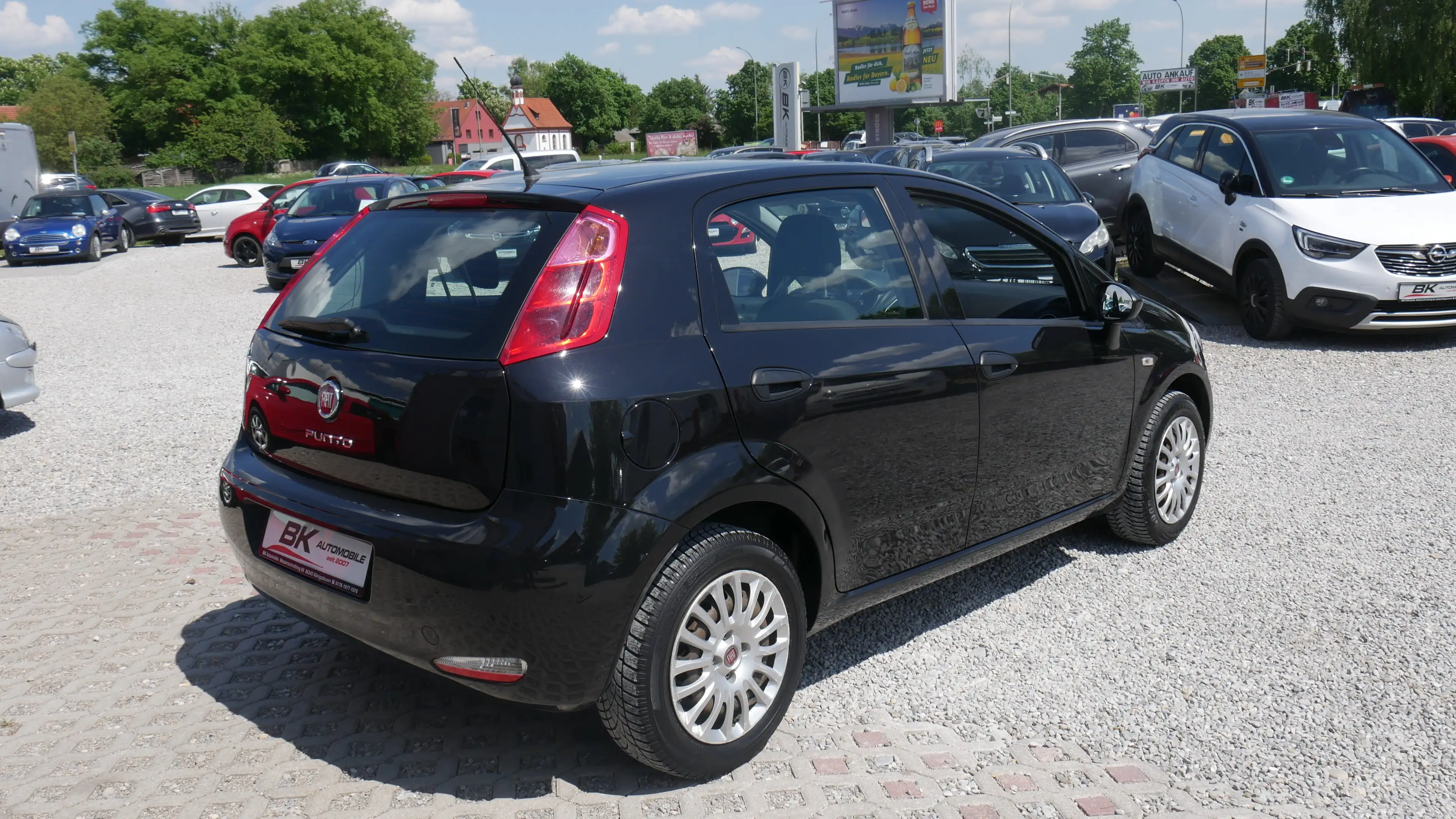 Fiat Punto Scheckheftgepflegt Tempomat Lenkrad,- Sitzheizung — photo 3