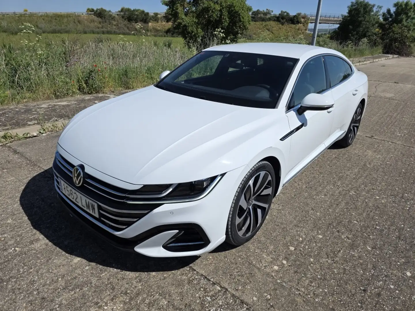 Volkswagen Arteon 2.0TDI R-Line DSG7 110kW Blanco - 1