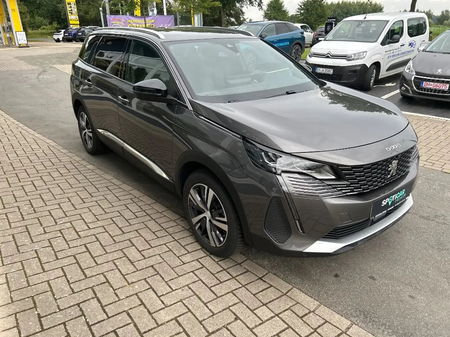 Peugeot 5008 Hybrid 145 e-DSC Allure Pack NAVI+LED+360°CAM Gris - 2