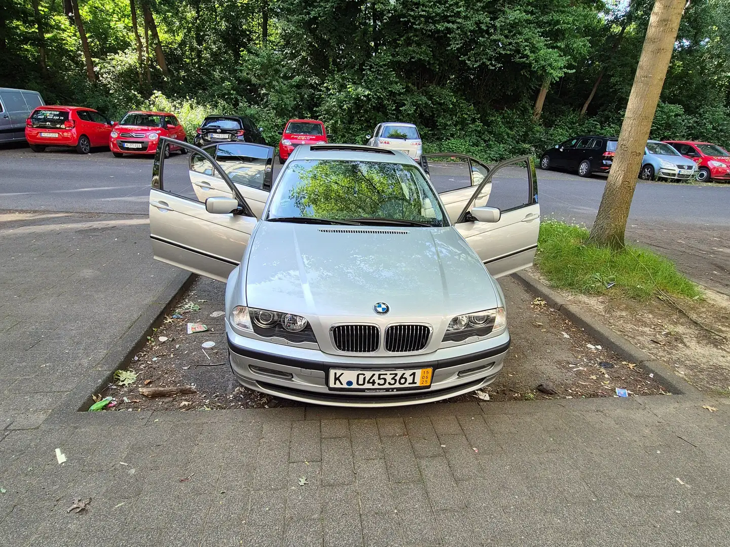 BMW 320 320i E46 1.HAND UNFALLFREI SCHECKHEFT RENTNER WAG. Argent - 1