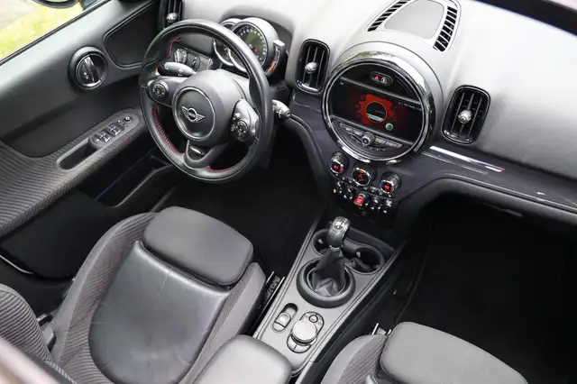 Mini Cooper Cooper view 11