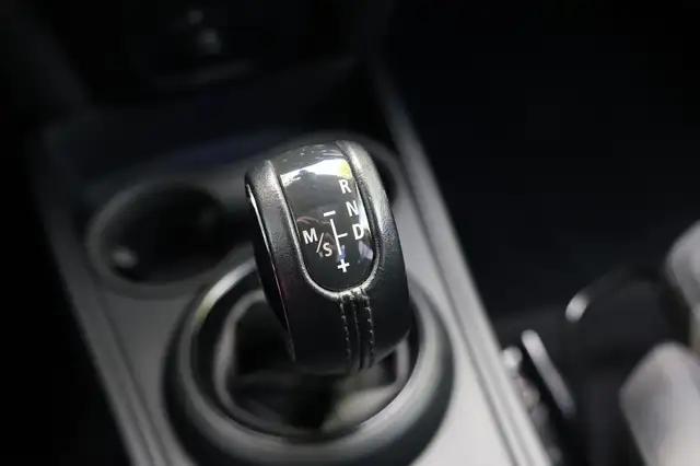 Mini Cooper Cooper view 25
