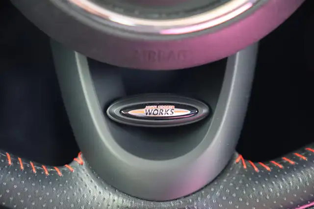 Mini Cooper Cooper view 19