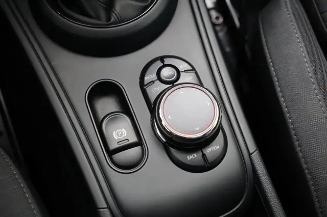 Mini Cooper Cooper view 26