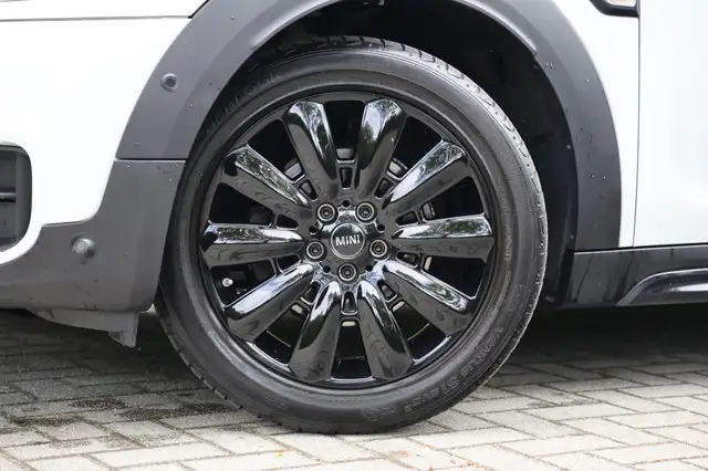 Mini Cooper Cooper view 6
