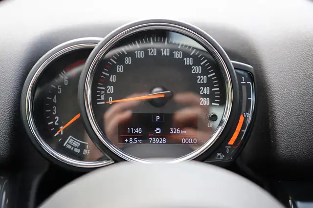 Mini Cooper Cooper view 22