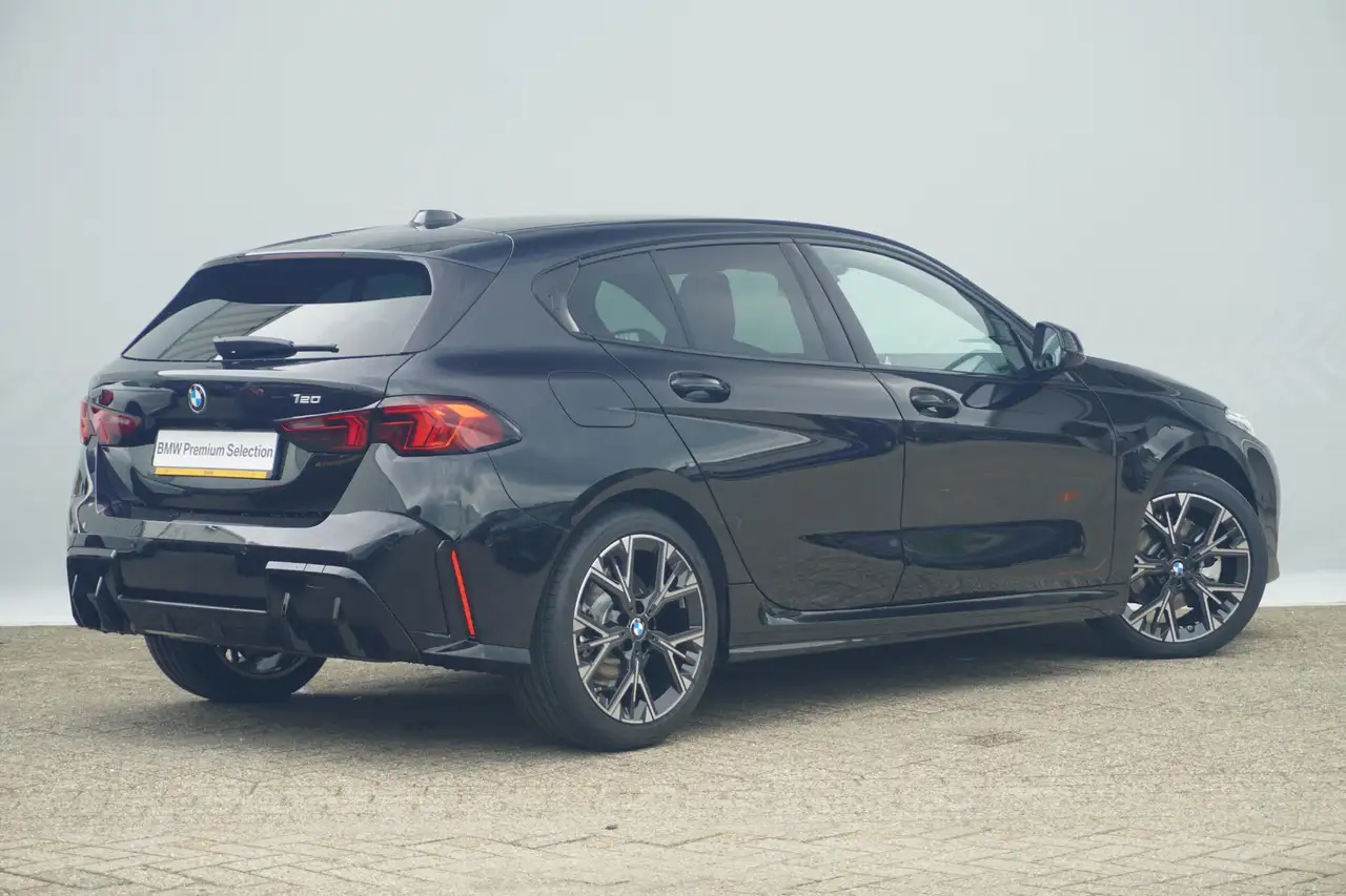 BMW 1 Series 2026