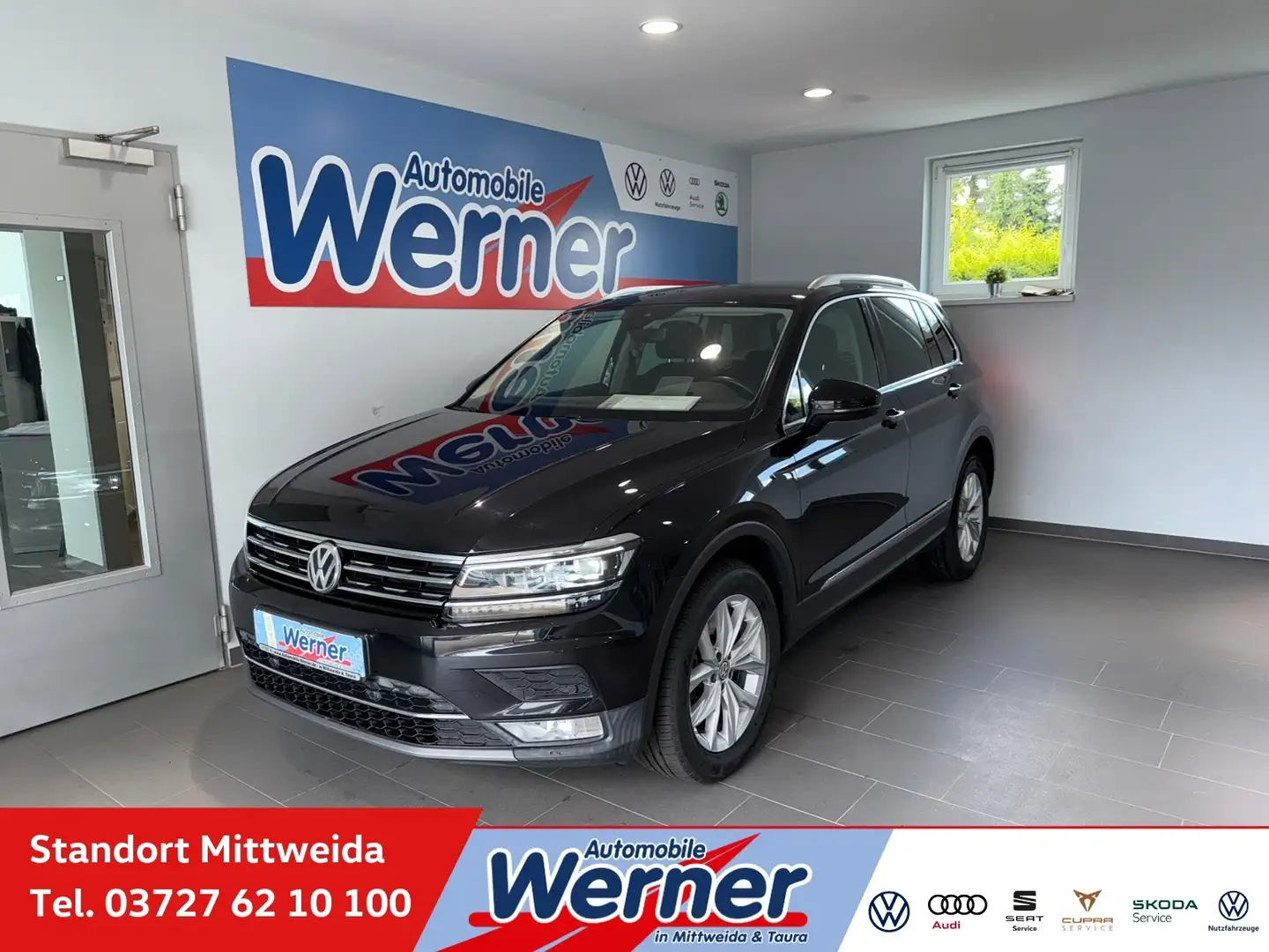 Volkswagen Tiguan Highline 2.0TDI 4MOTION AHK LED Navi ACC Zwart - 1