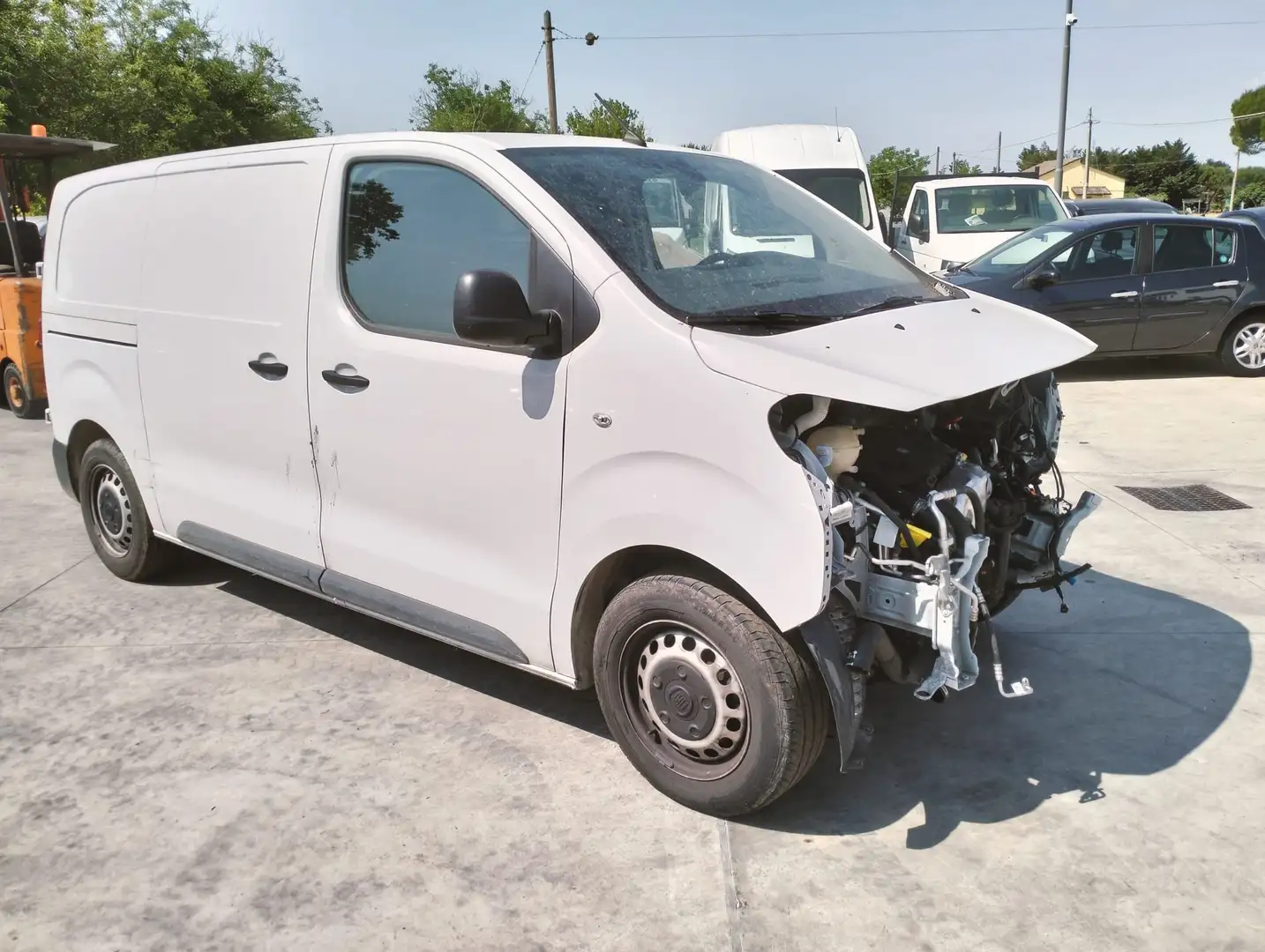 Fiat Scudo 1.5 bluehdi Bianco - 1
