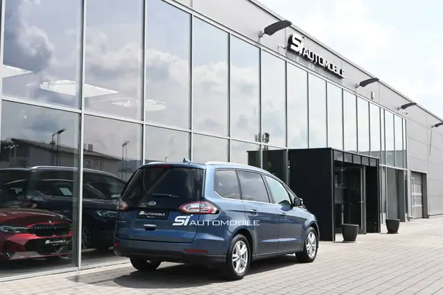 Ford Galaxy view 5