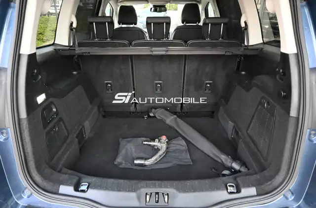 Ford Galaxy view 15