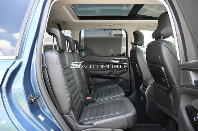 Ford Galaxy view 14