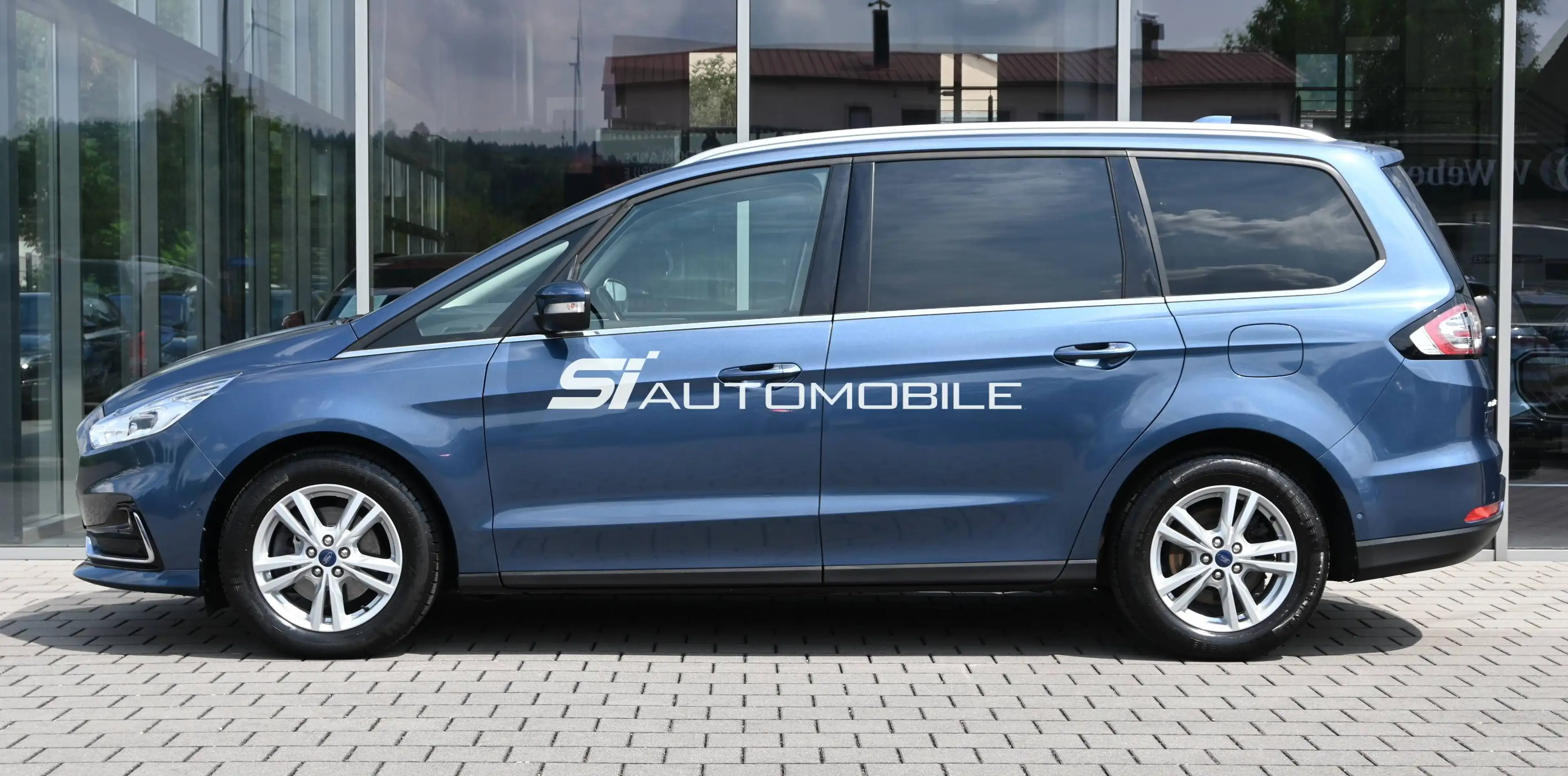 Ford Galaxy 2.0 EcoBlue Titanium *AHK*PANO*BUSINESS 3* — photo 2