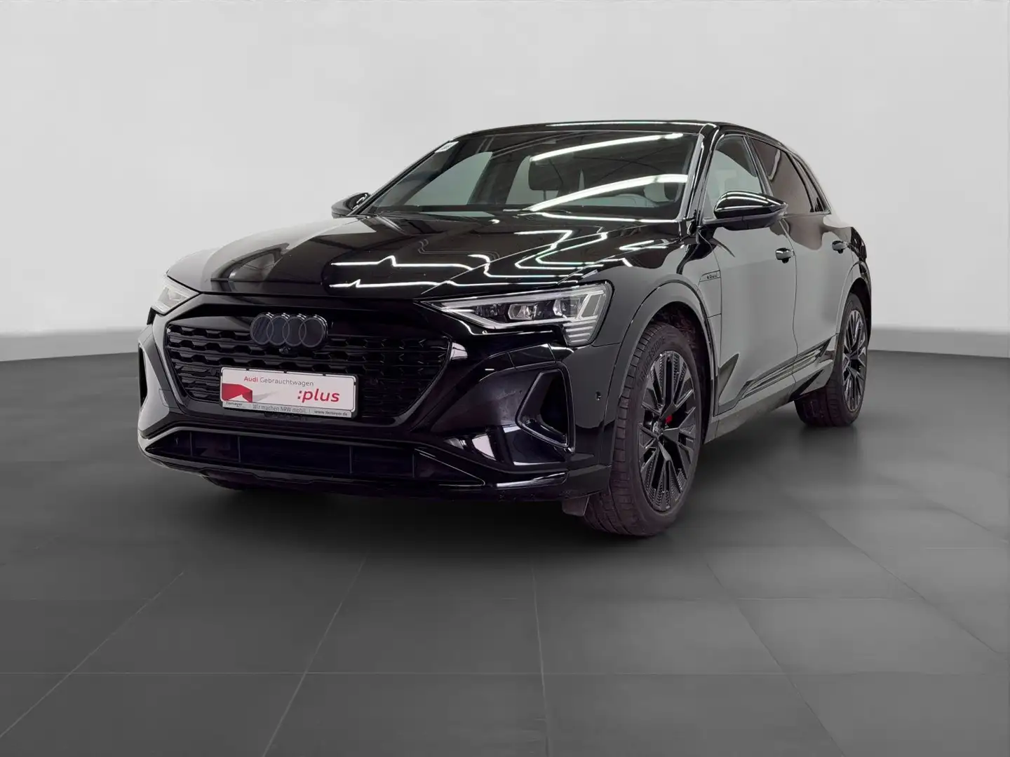 Audi Q8 e-tron 50 Q S LINE PANO BuO KAMERA LM21 Schwarz - 2