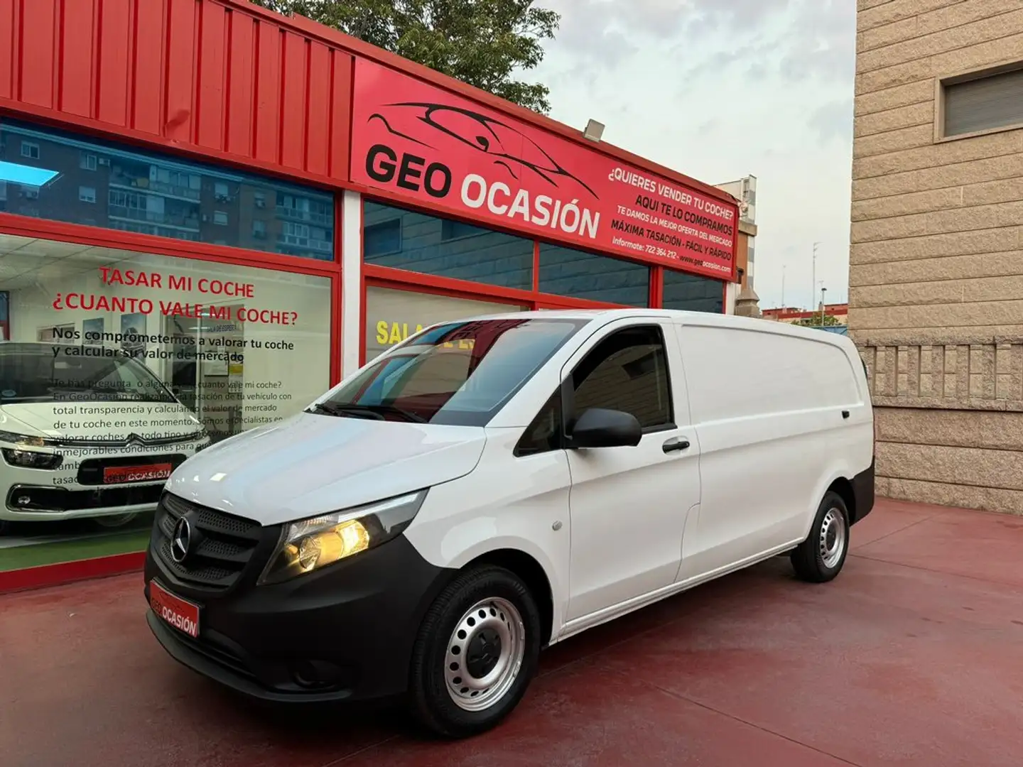 Mercedes-Benz Vito Furgón 116 CDI 163 Largo 4p Blanco - 1