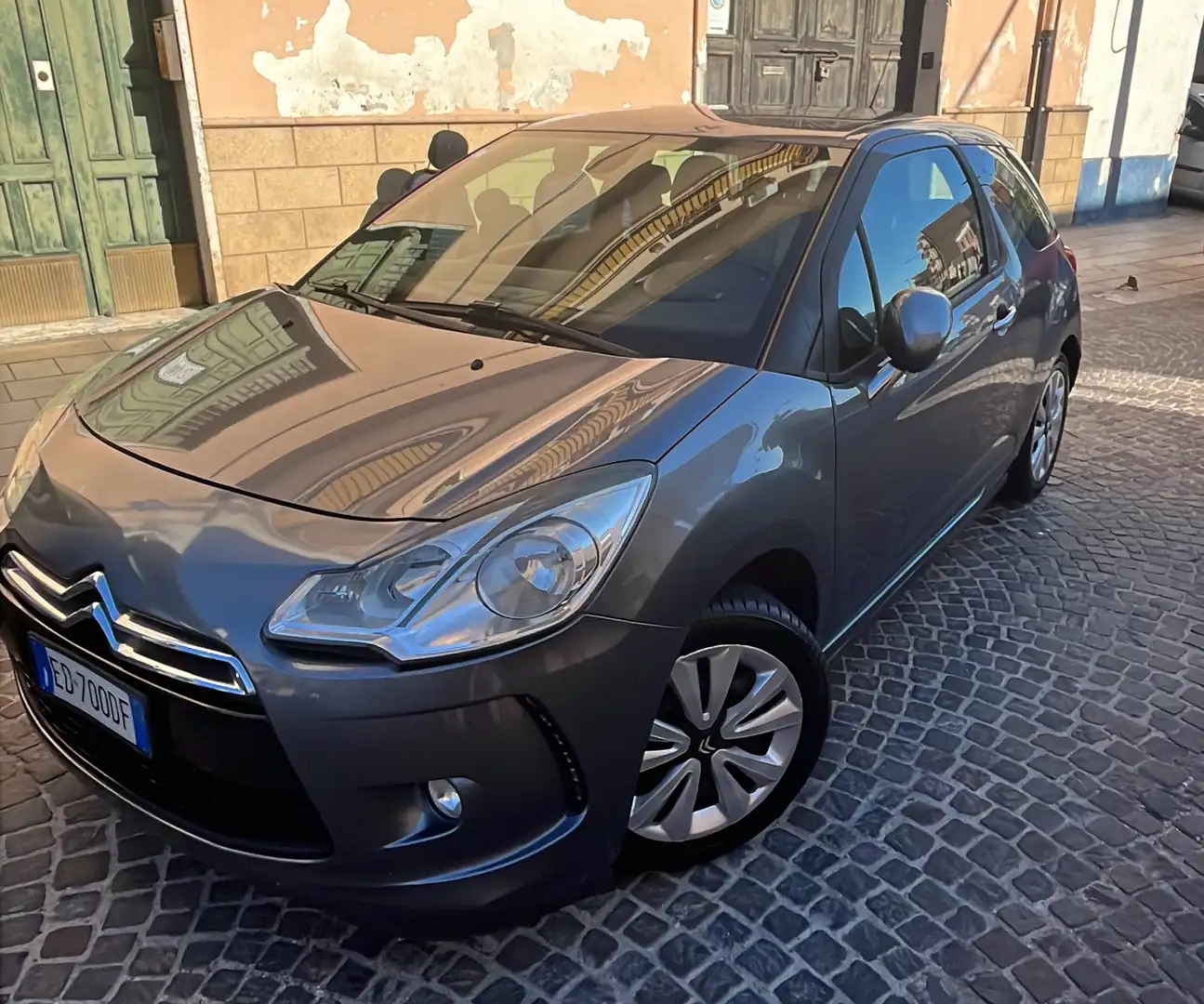 Citroen DS3 1.4 vti Chic 95cv Grigio - 1
