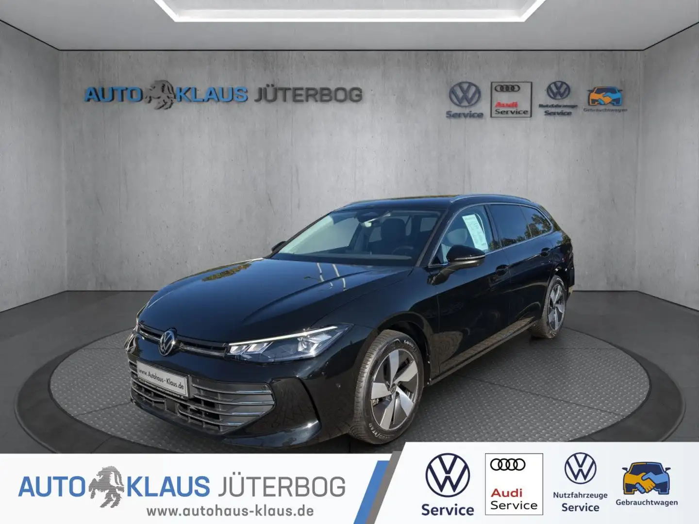Volkswagen Passat Variant Business 1.5 eTSI AZV anklappbar Schwarz - 1