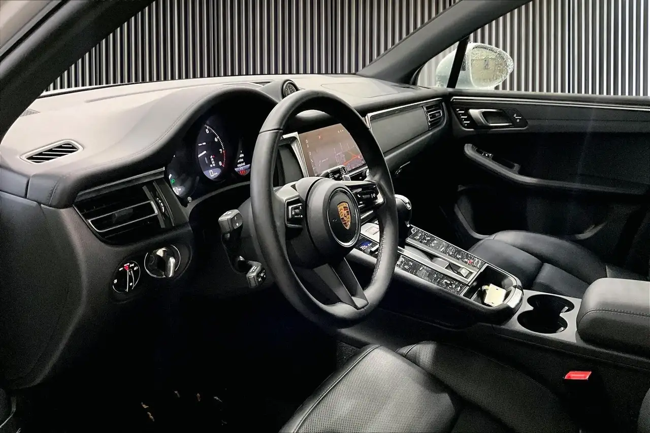 Porsche Macan снимка Porsche Macan