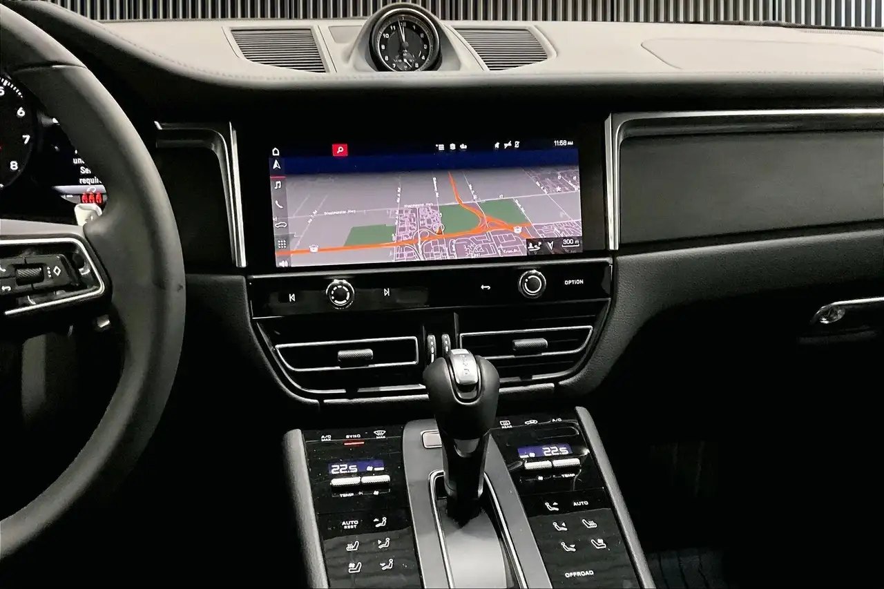 Porsche Macan снимка Porsche Macan