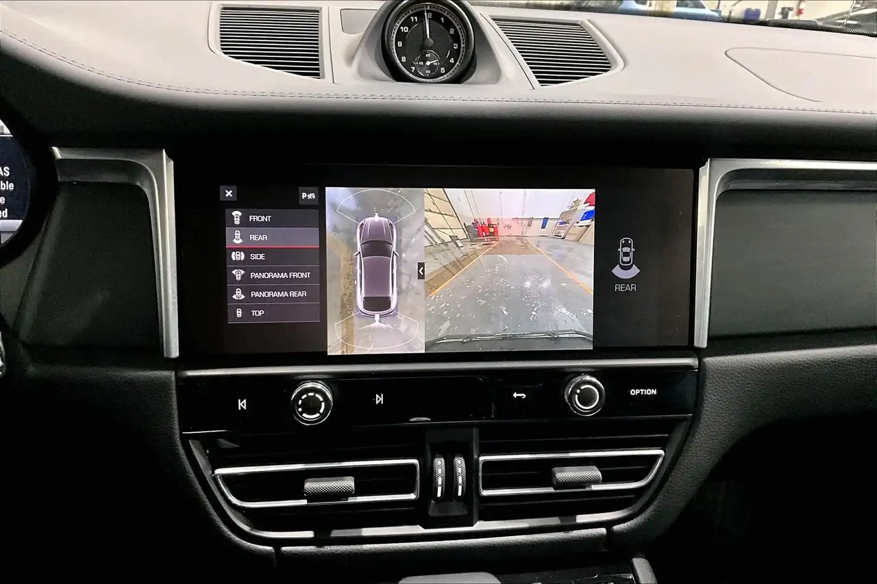 Porsche Macan снимка Porsche Macan