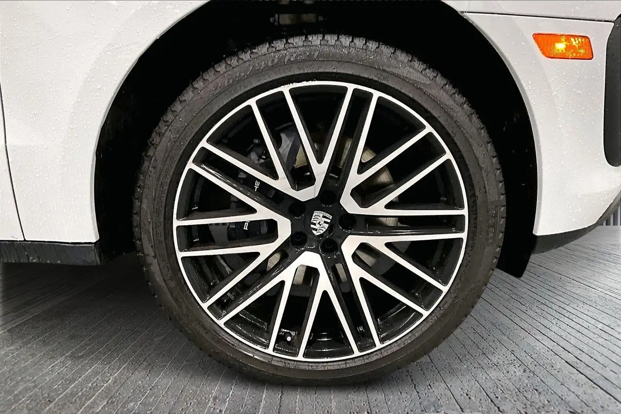 Porsche Macan снимка Porsche Macan