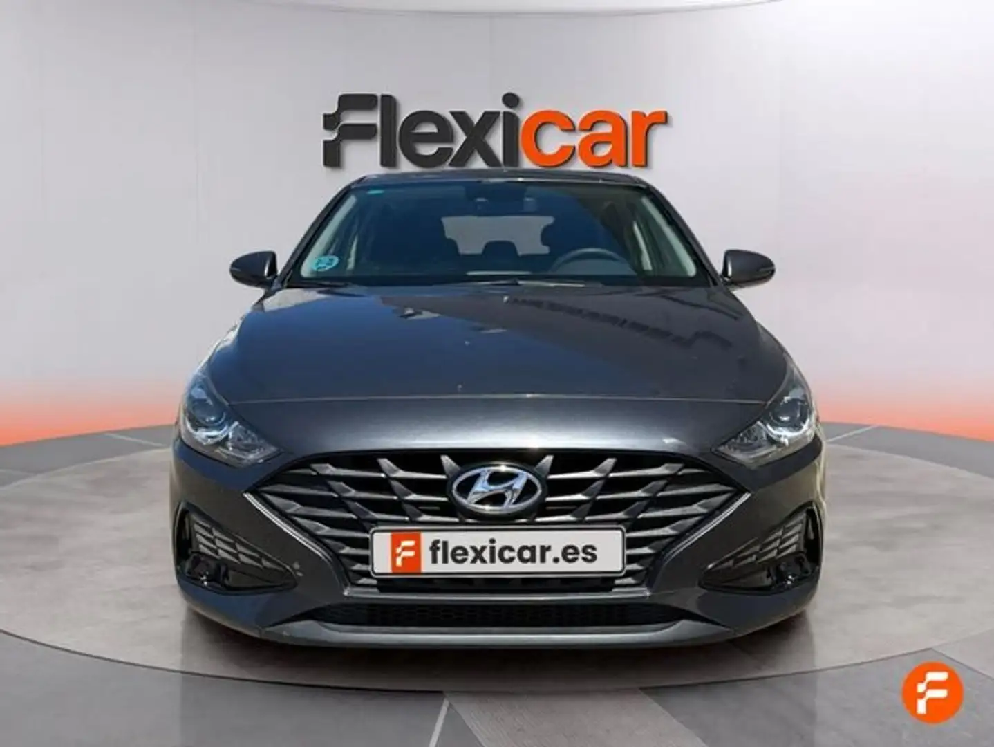 Hyundai i30 1.5 DPI Essence 110 Gris - 2