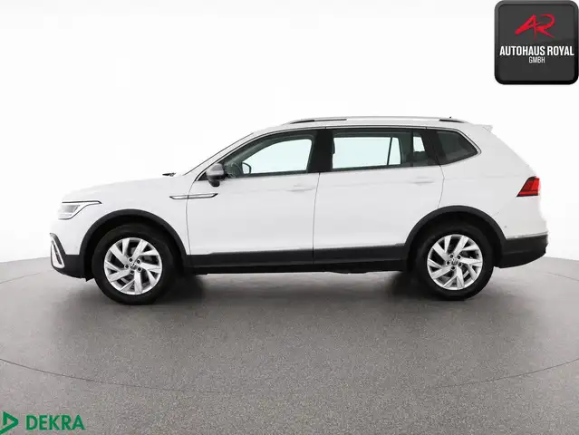 Volkswagen Tiguan Allspace view 2