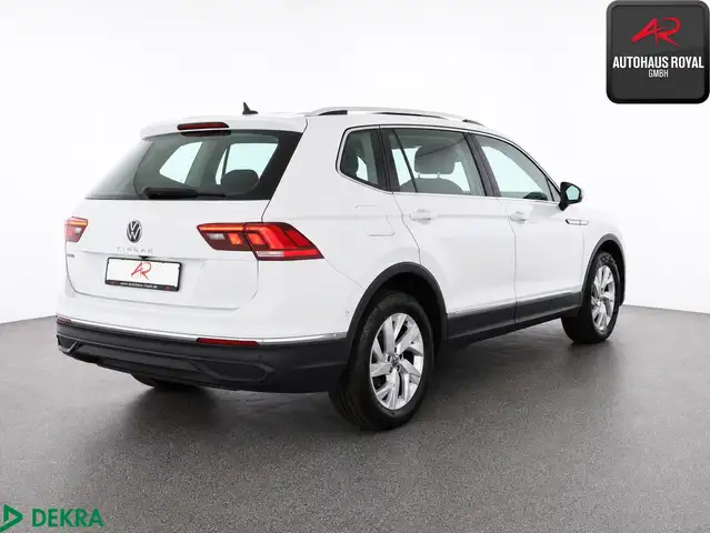 Volkswagen Tiguan Allspace view 5