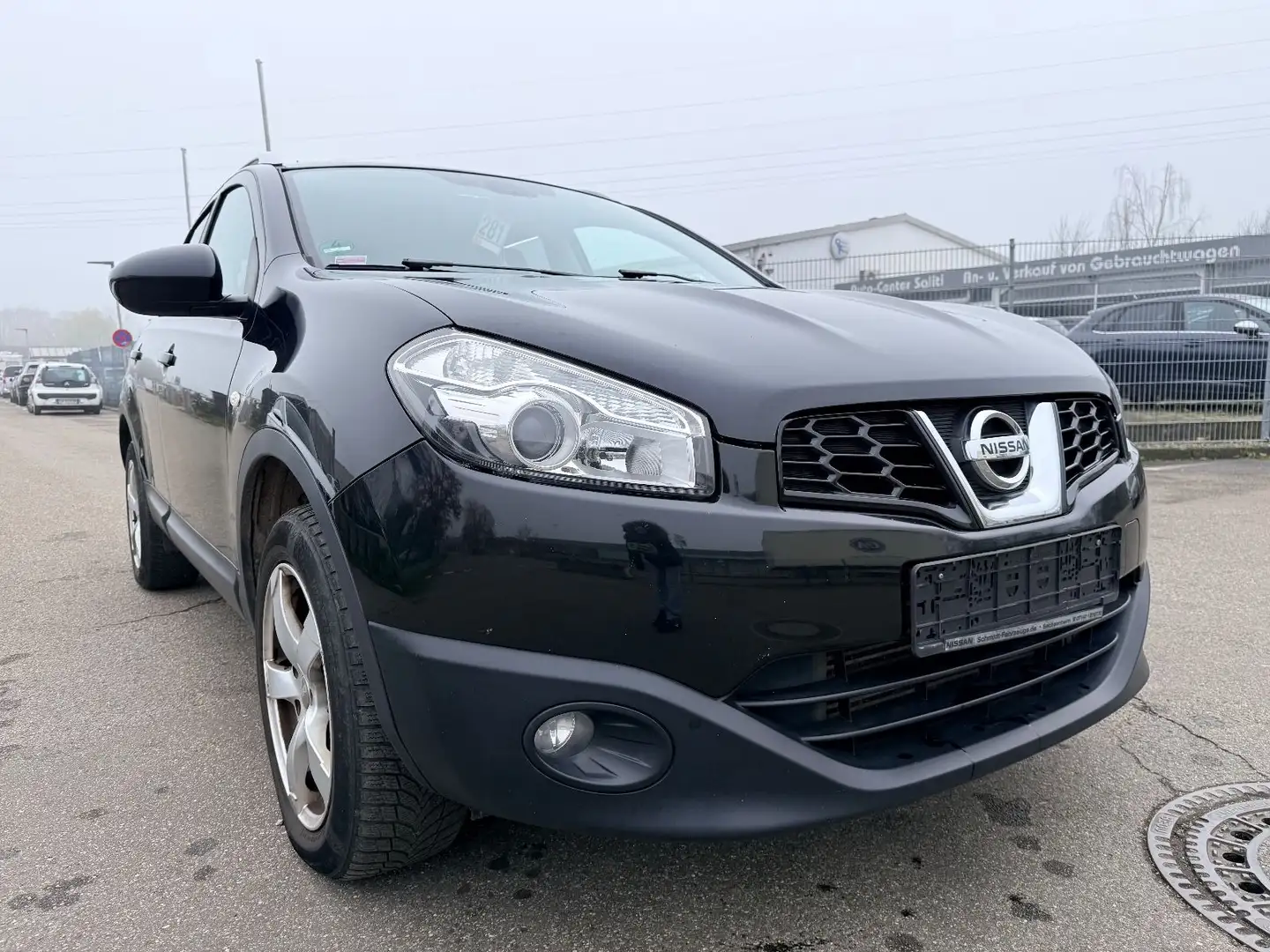 Nissan Qashqai+2 Noir - 1