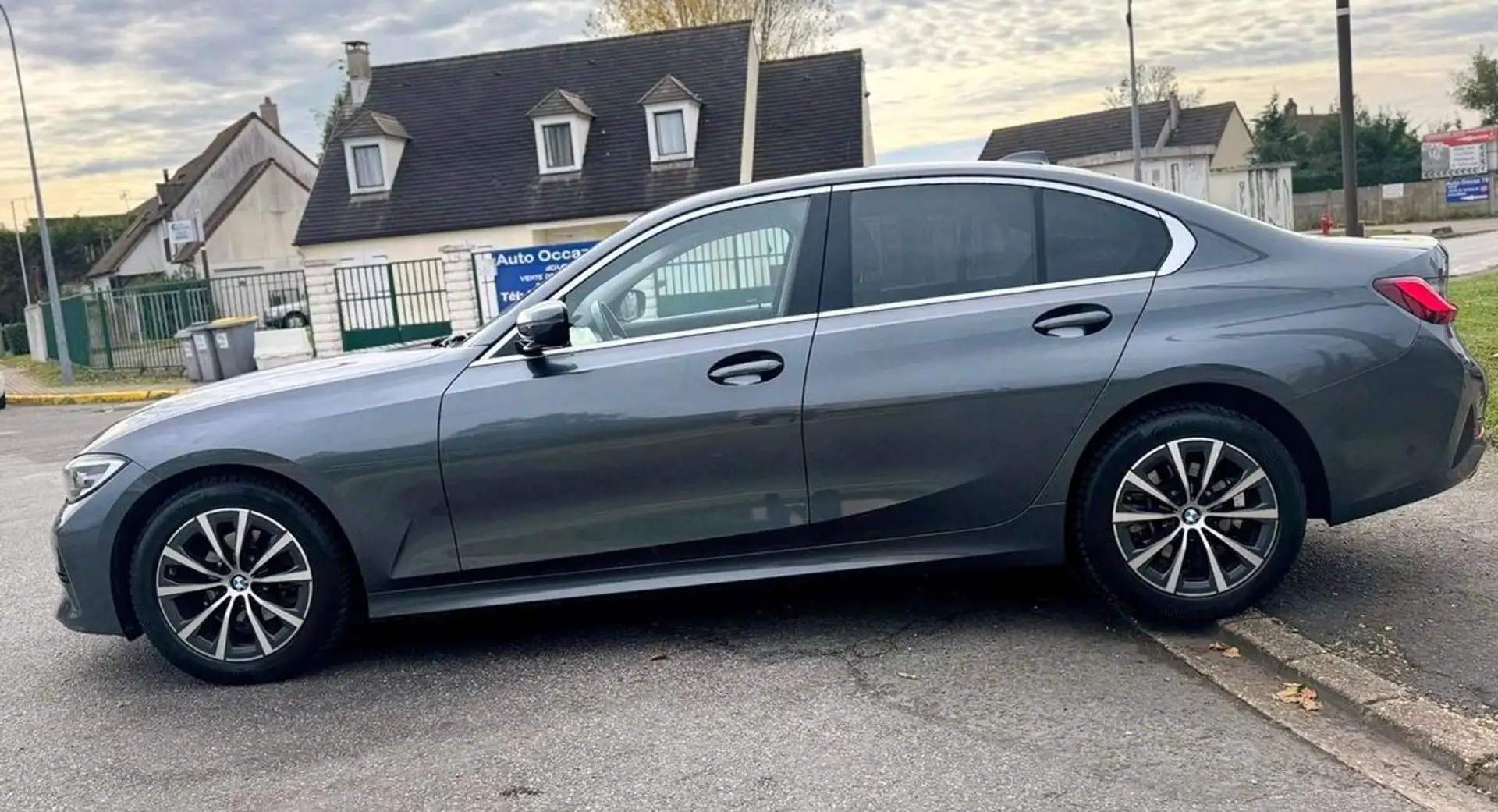 BMW 316 Berline 316 d Lounge 2.0 120CV BVA8 19159HT ENTRETIEN COMPLET A JOUR TBEG Noir - 2