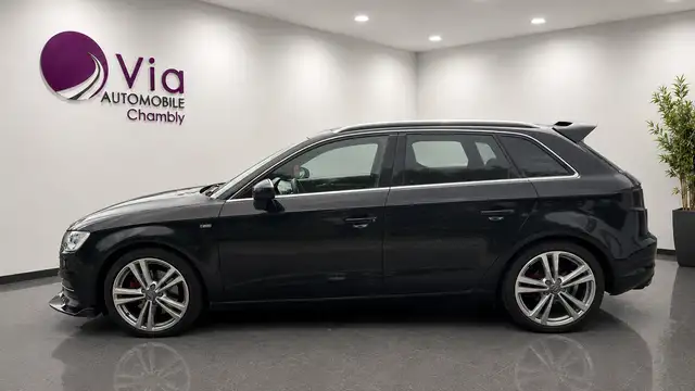 Audi A3 view 4