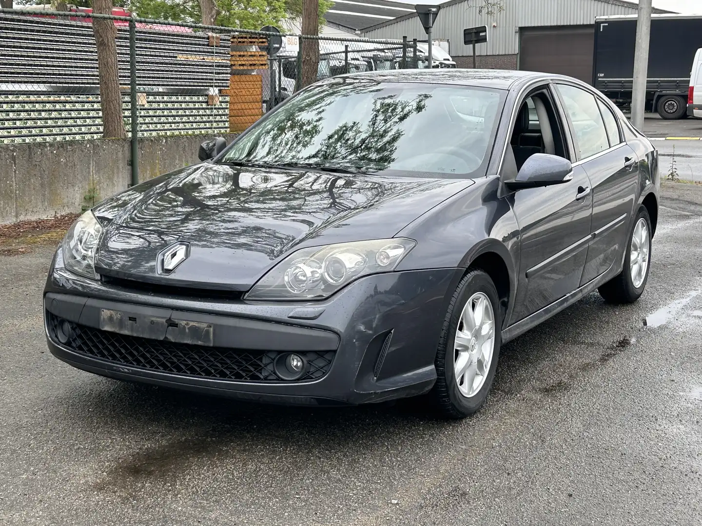 Renault Laguna 1.5dCi Authentique Gris - 1