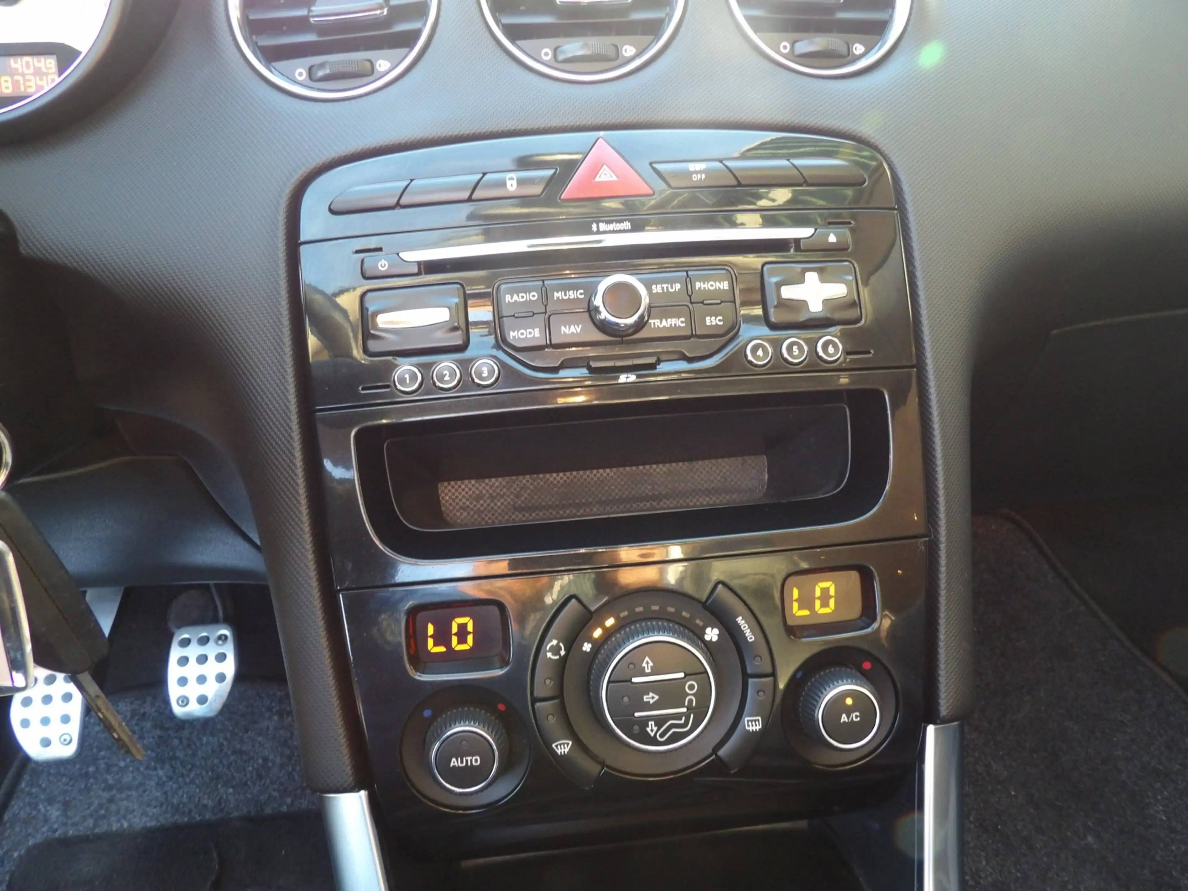 Peugeot 308 CC 1.6 THP Premiere LEER-CLIMA-NAVI — photo 12
