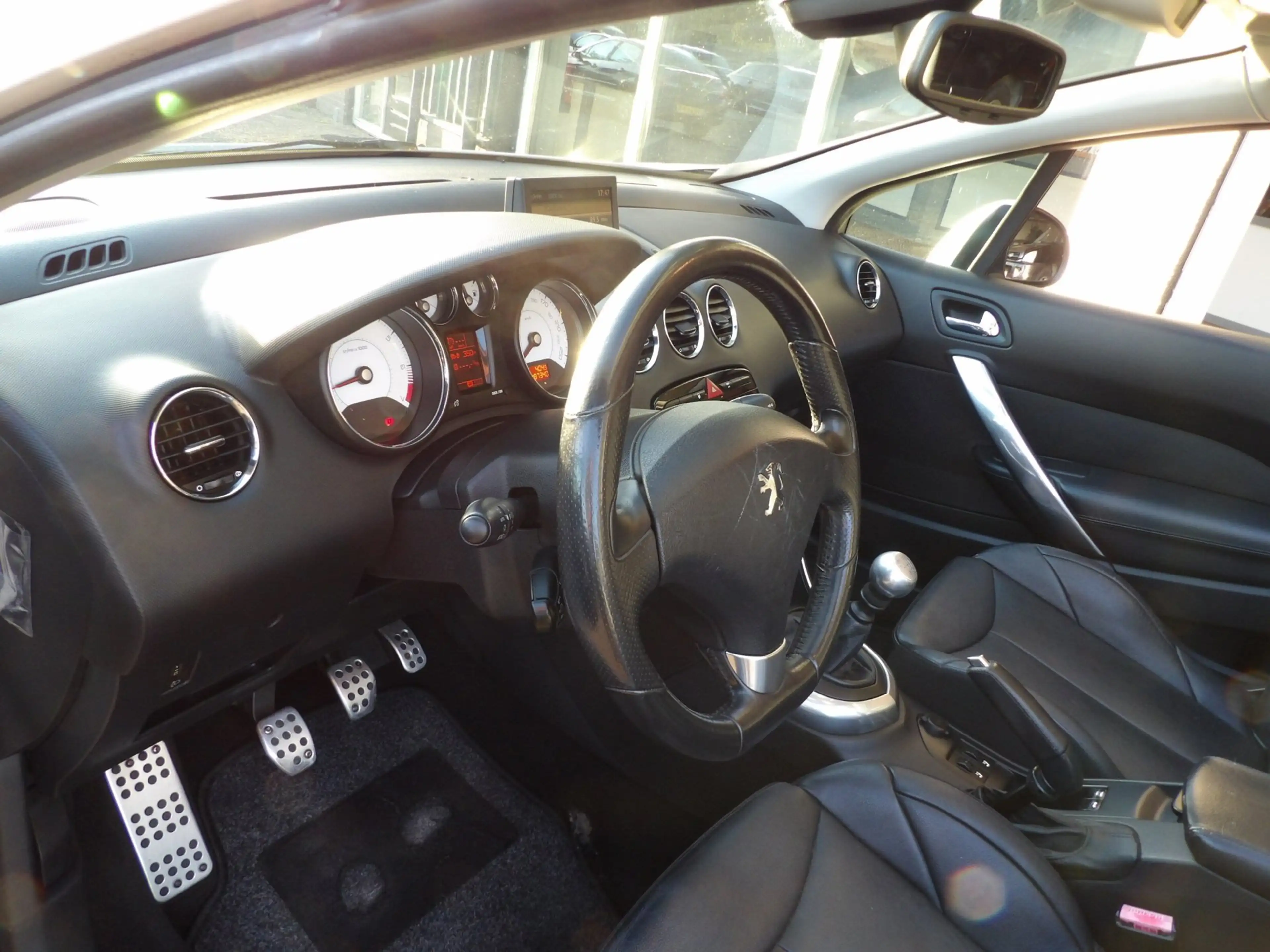 Peugeot 308 CC 1.6 THP Premiere LEER-CLIMA-NAVI — photo 11