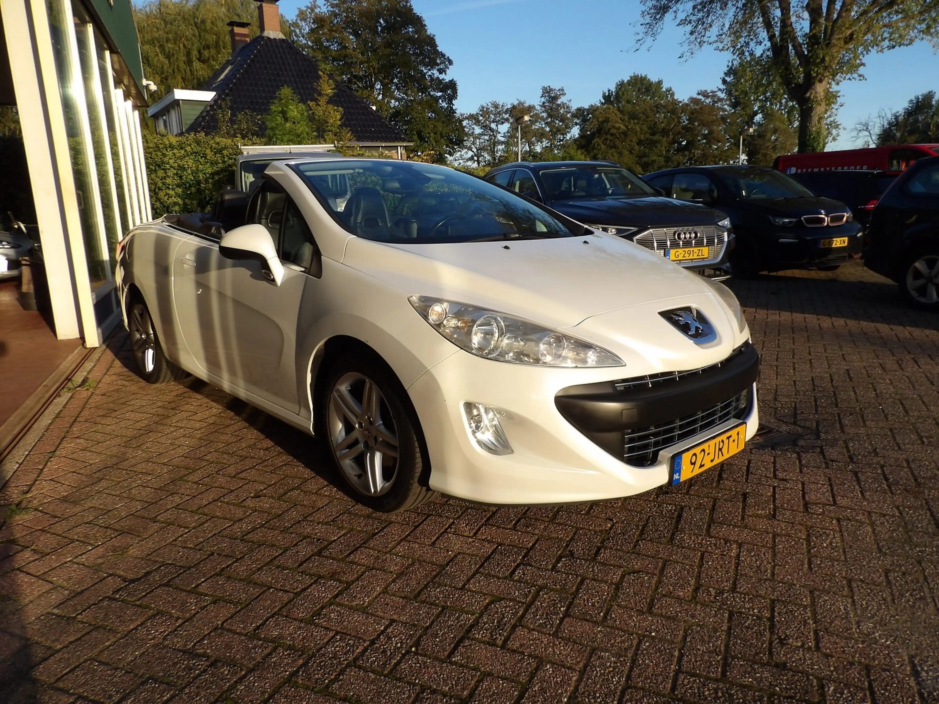 Peugeot 308 CC 1.6 THP Premiere LEER-CLIMA-NAVI — photo 5