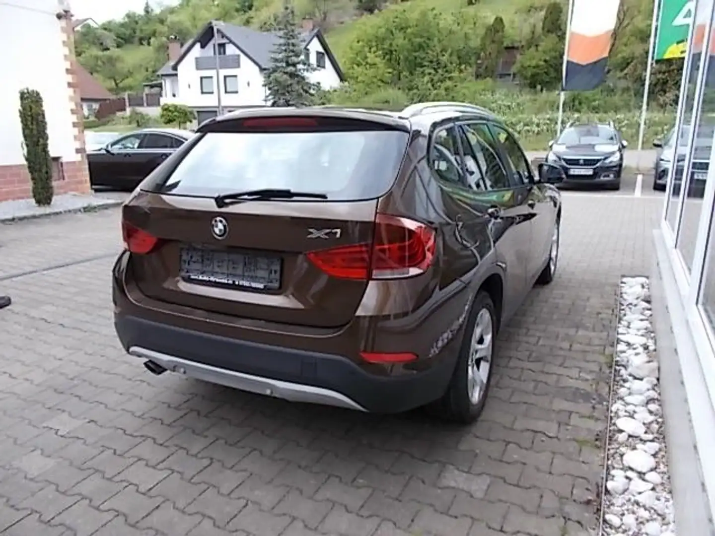 BMW X1 sDrive18d Braun - 2