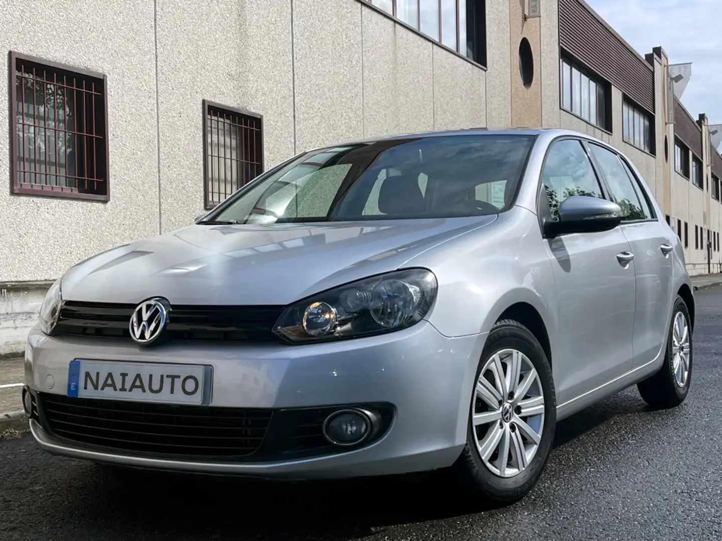Volkswagen Golf 2.0TDI CR Advance Silber - 1