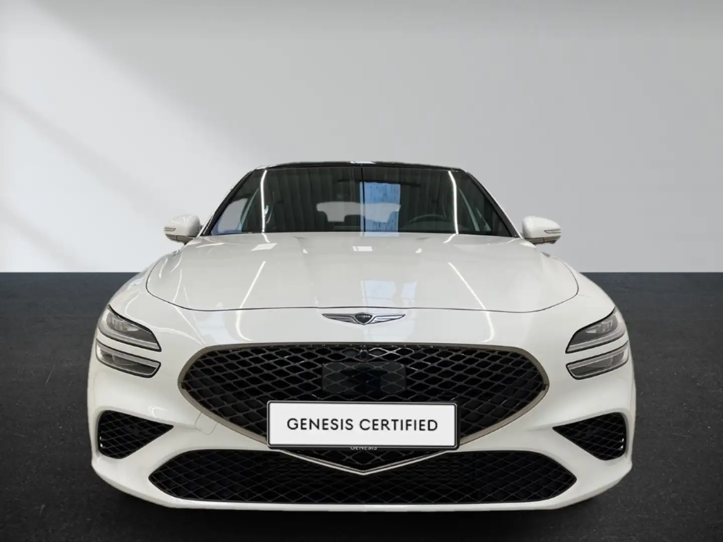 Genesis G70 Shooting Brake Sport LED Sperrdiff. ACC El. Heckkl Weiß - 2