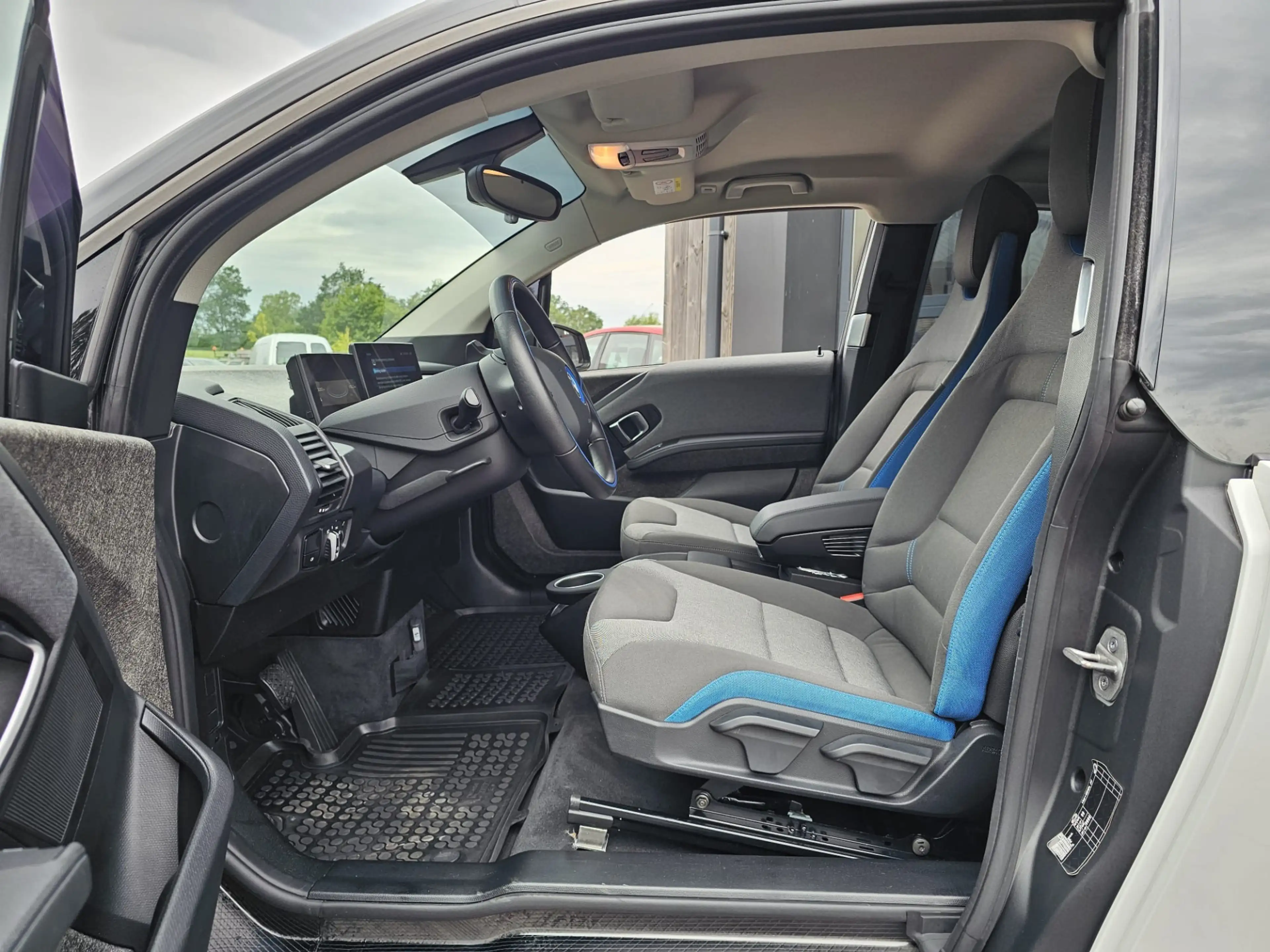 BMW i3 Business Edition 120Ah 42 kWh | Navi | Camera | St — photo 15