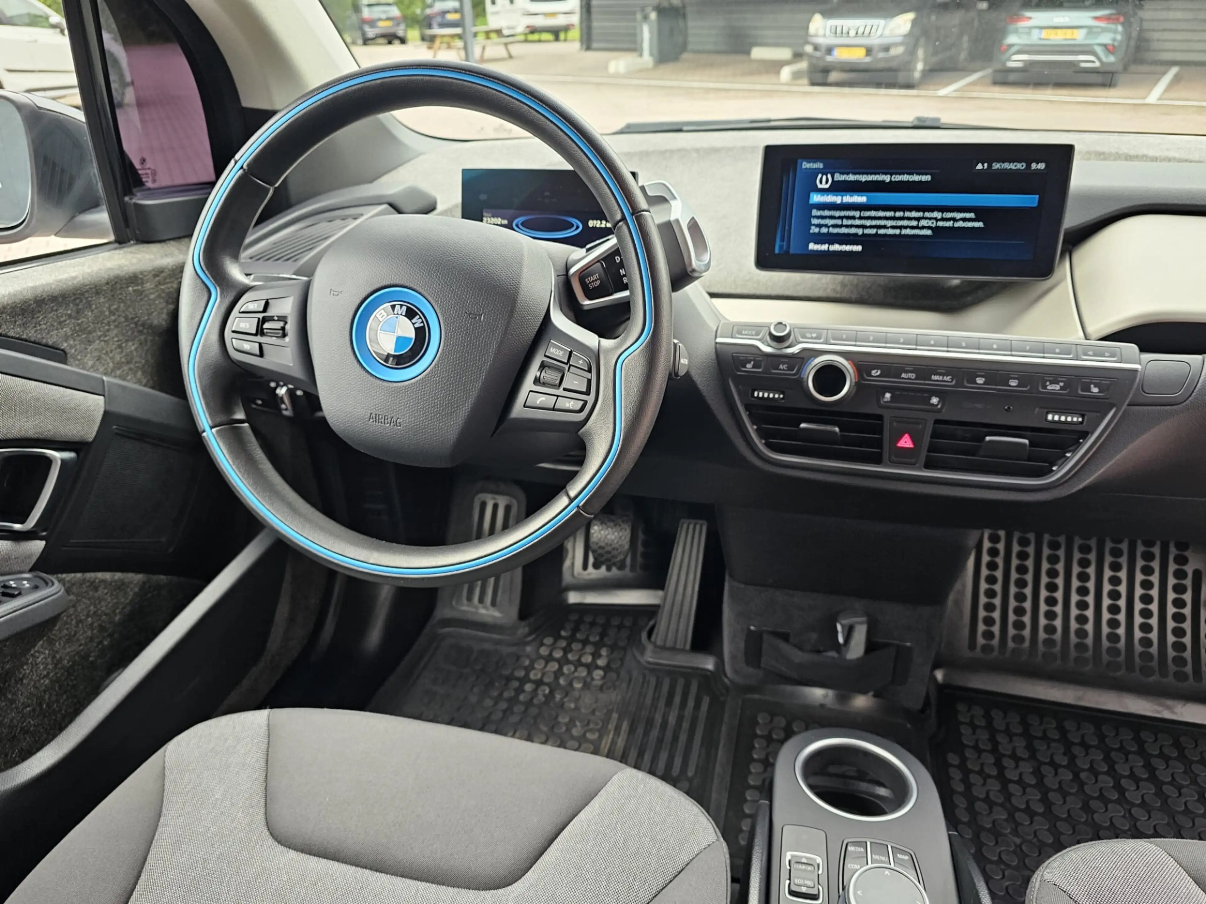 BMW i3 Business Edition 120Ah 42 kWh | Navi | Camera | St — photo 11