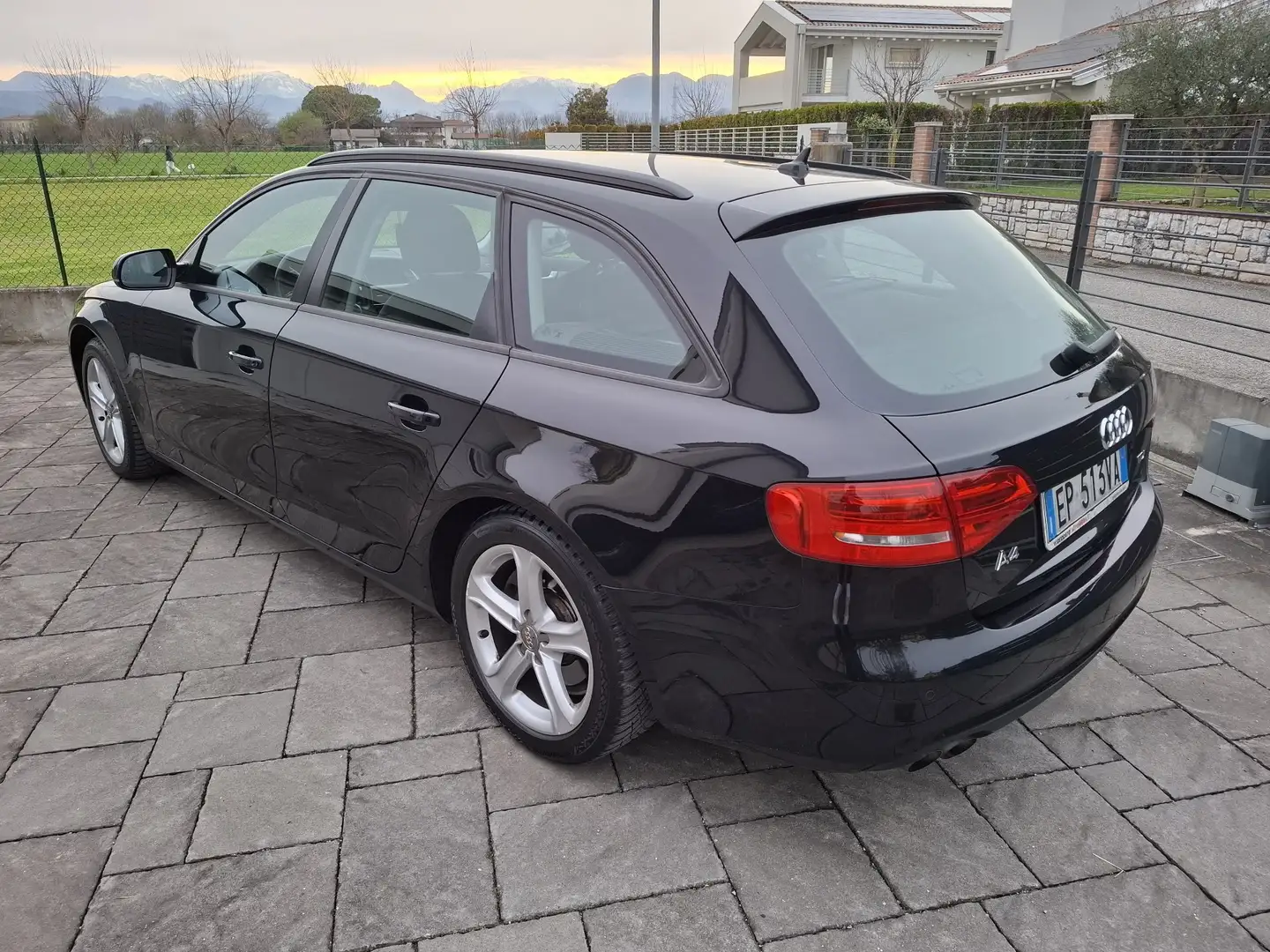 Audi A4 Avant 2.0 tdi Ambiente 143cv - 1