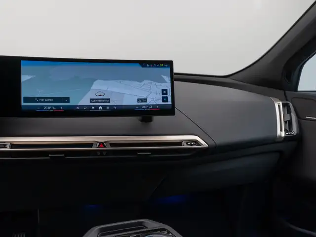 BMW Ix view 20