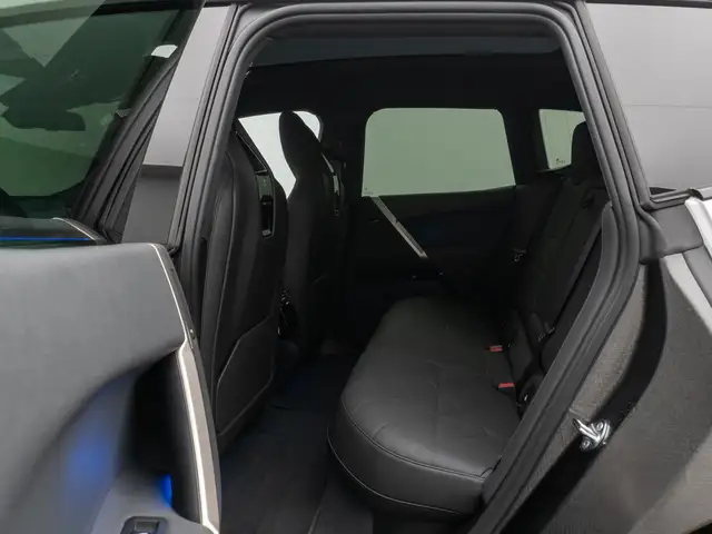 BMW Ix view 24