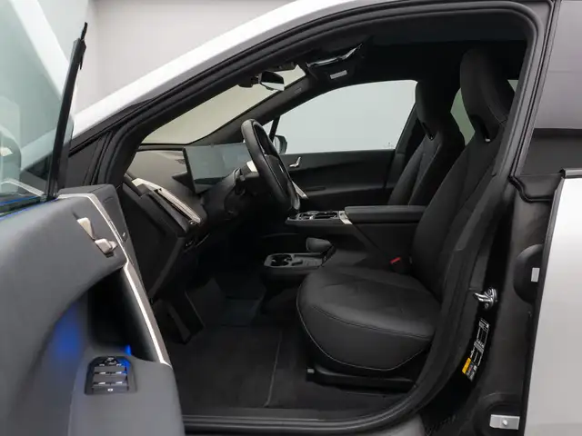 BMW Ix view 18