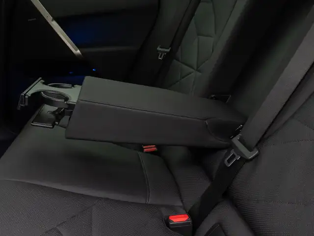 BMW Ix view 26