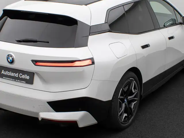BMW Ix view 15