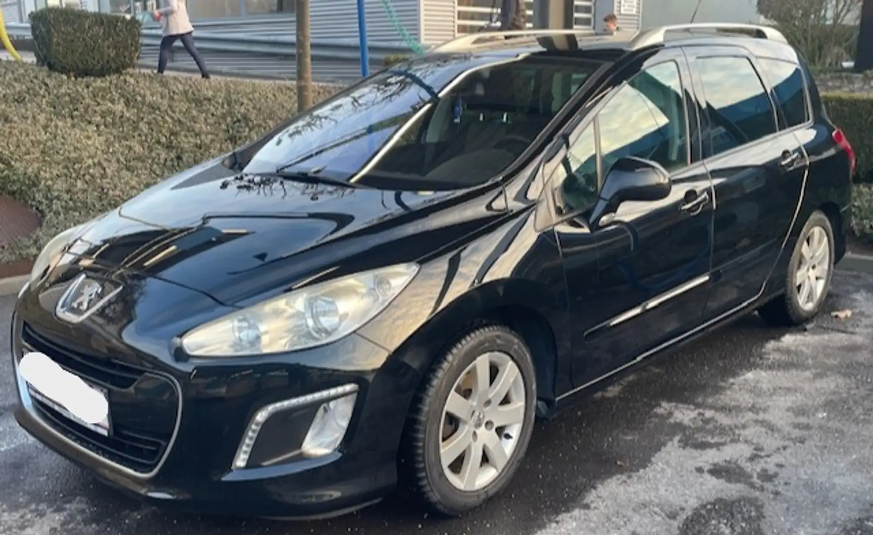 Peugeot 308 308 SW 1,6 e-HDI 115 FAP Professional Line Professional Line Schwarz - 1