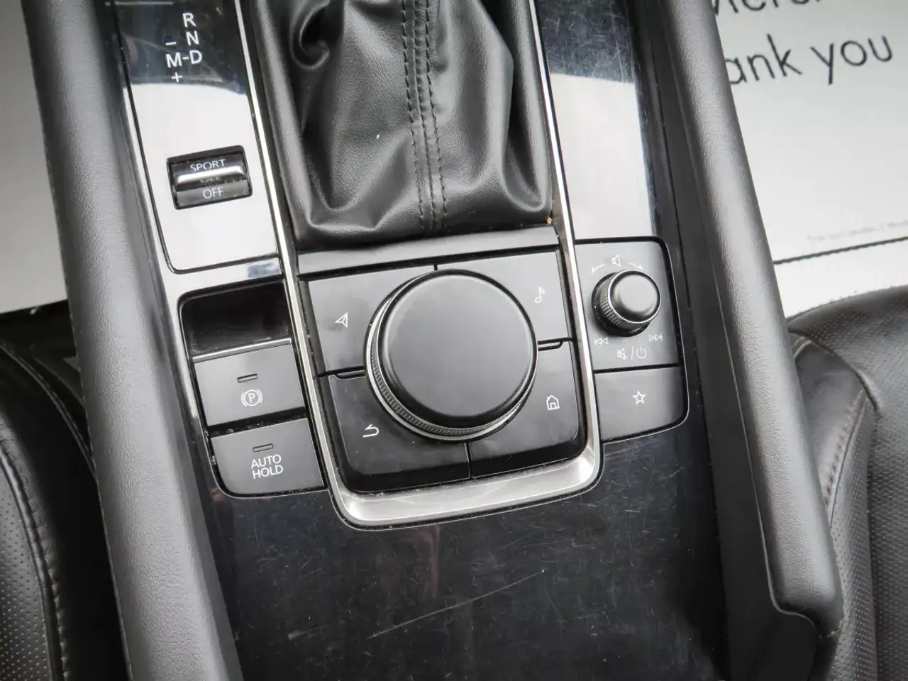 Mazda 3 снимка Mazda 3