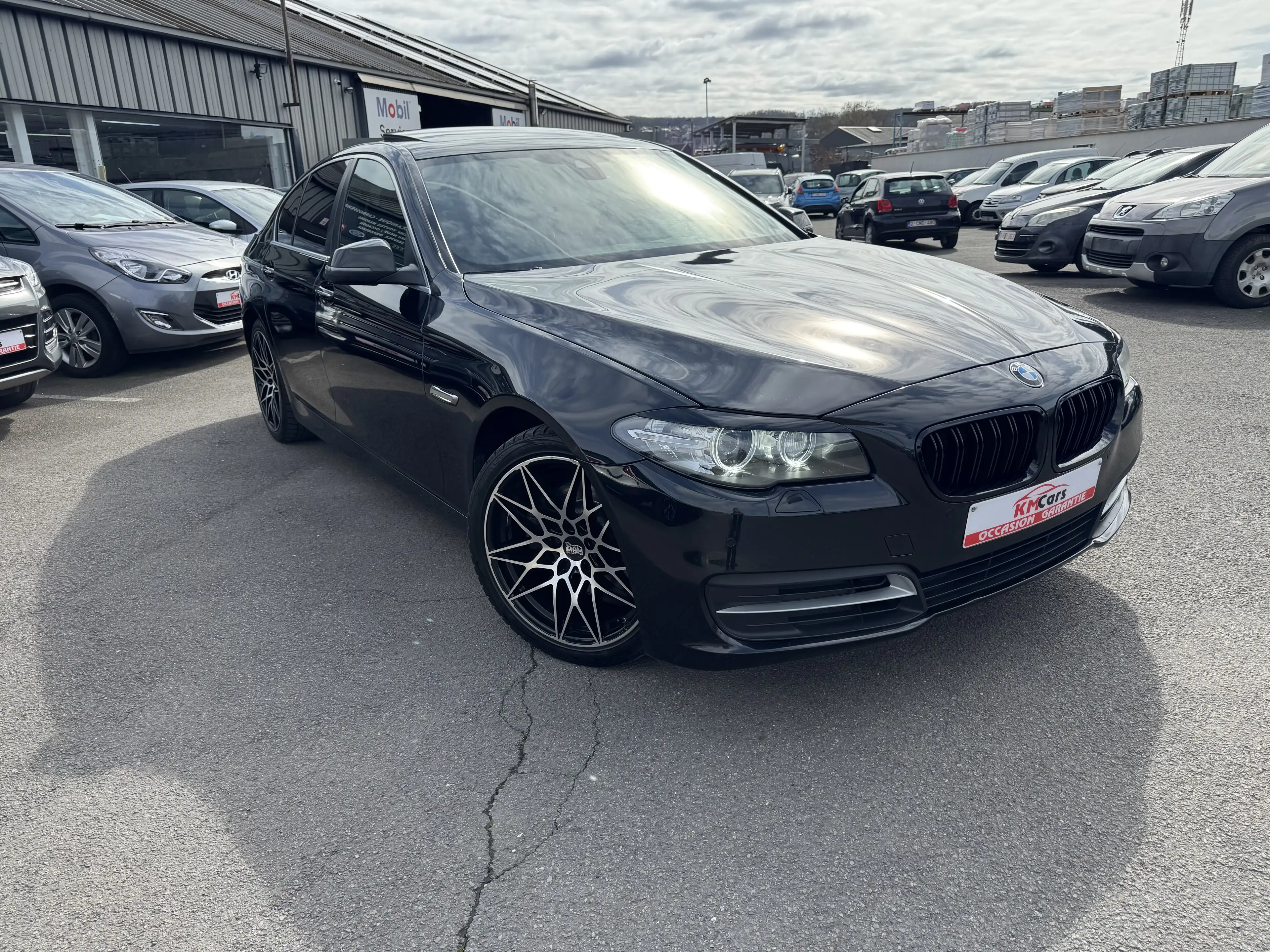 BMW 518 NAVIGATION // CUIR// TOIT OUVRANT / JANTES /CAMERA — photo 3