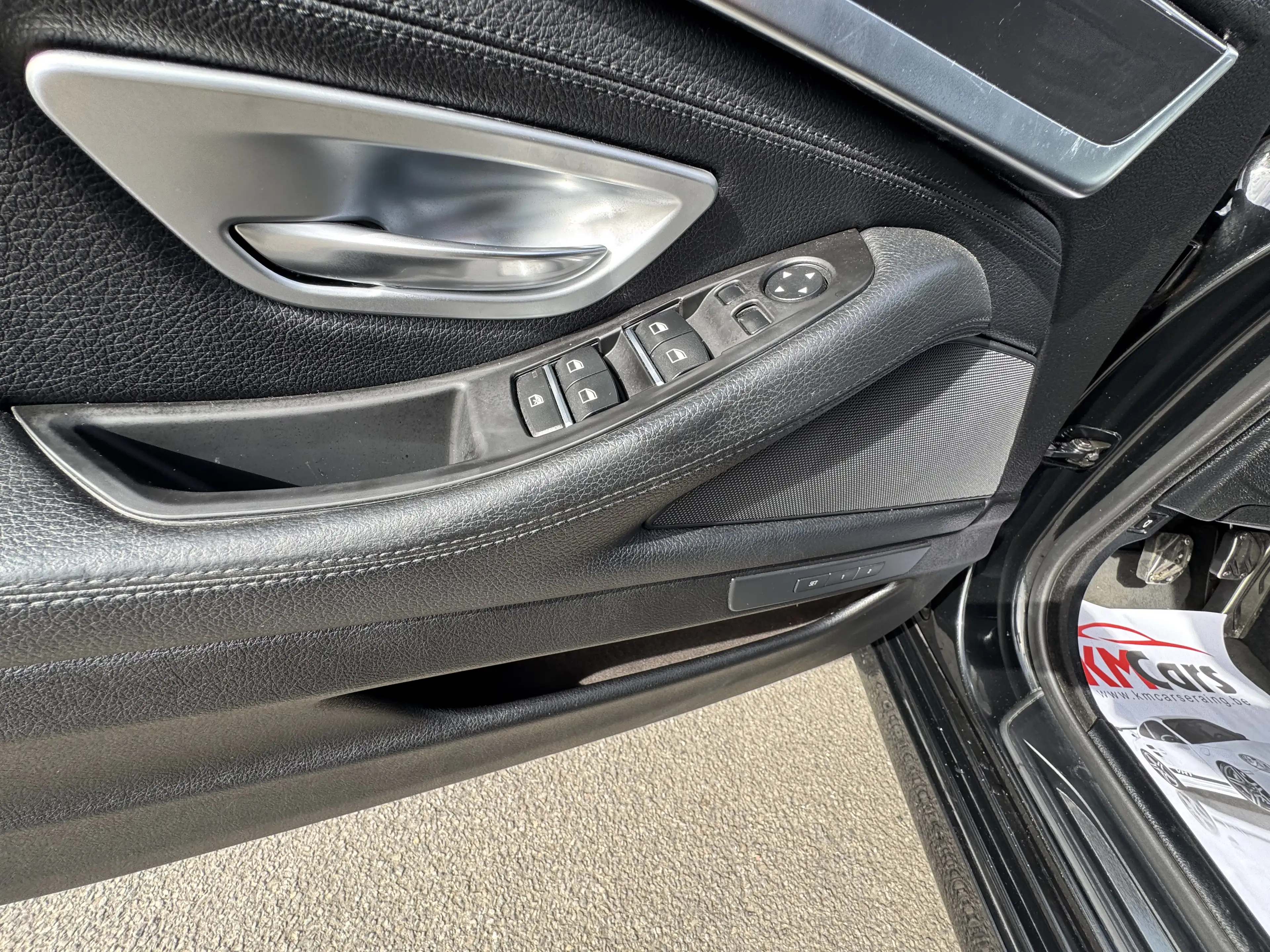 BMW 518 NAVIGATION // CUIR// TOIT OUVRANT / JANTES /CAMERA — photo 15